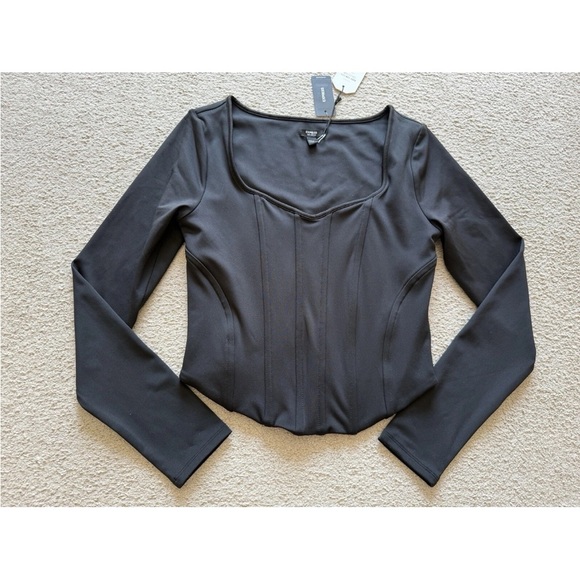 Express Black Fitted Crop Bodysuit - Picture 6 of 6